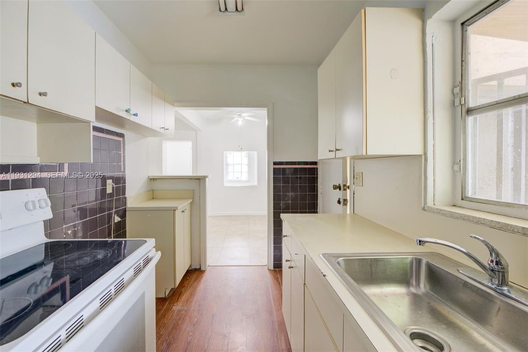 En Venta: $520,000 (3 camas, 2 baños, 1254 Pies cuadrados)