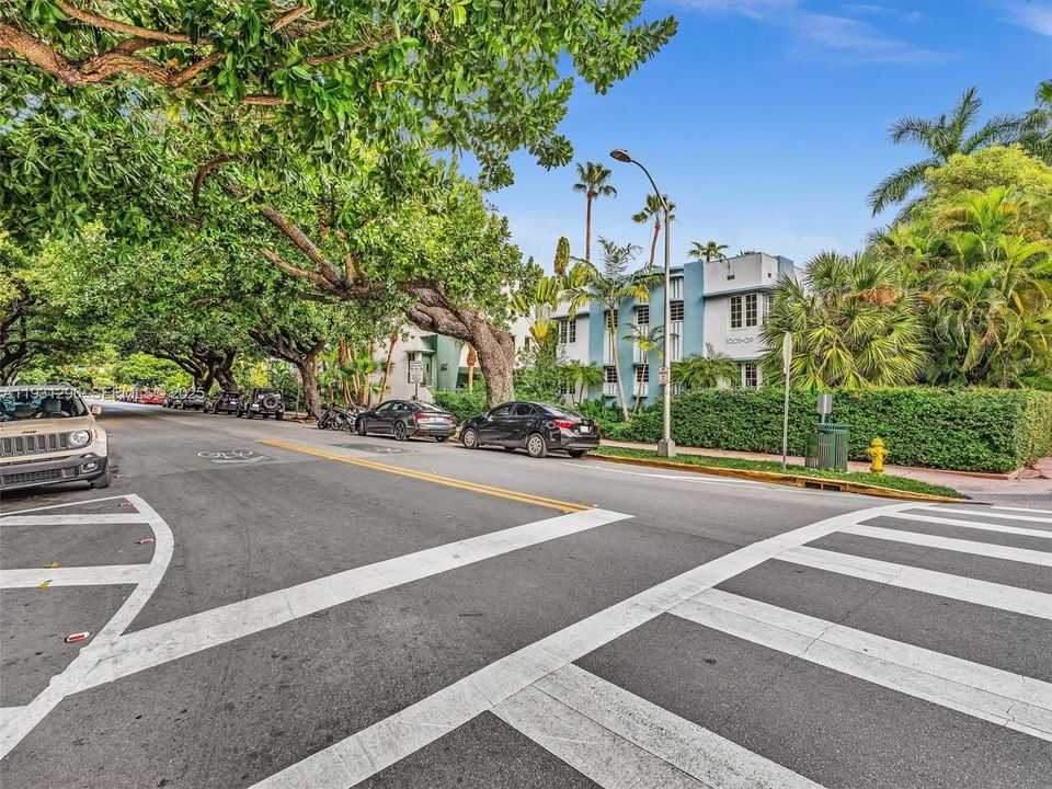 В аренду: $2,895 (1 спален, 1 ванн, 710 Квадратных фут)