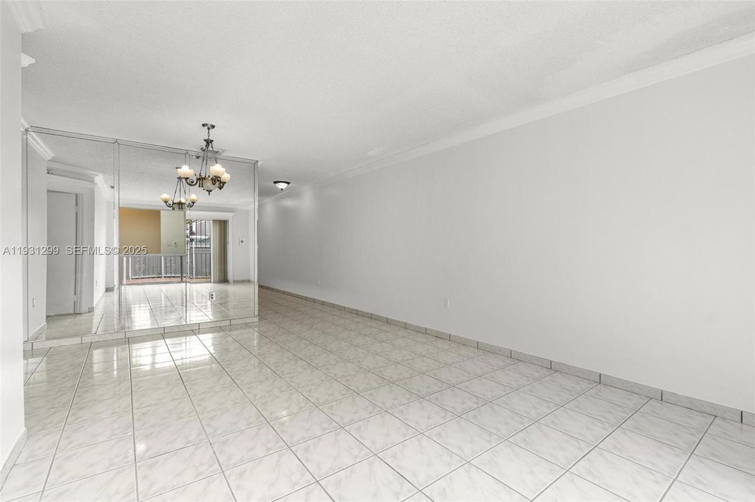 В аренду: $2,700 (3 спален, 2 ванн, 1081 Квадратных фут)