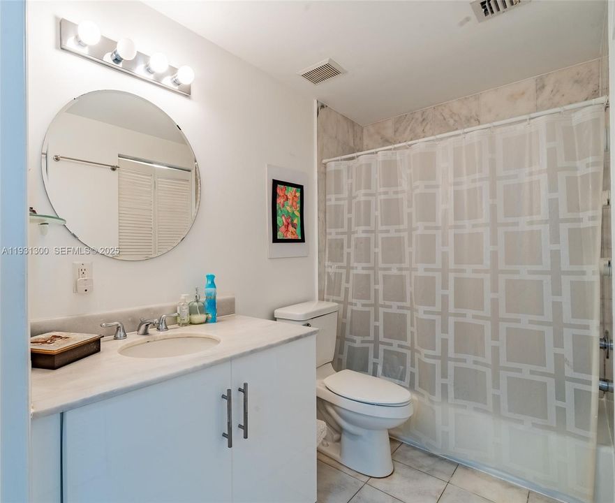 For Sale: $540,000 (1 beds, 1 baths, 850 Square Feet)