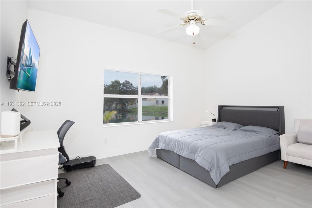 出租: $4,000 (4 贝兹, 2 浴室, 1794 平方英尺)