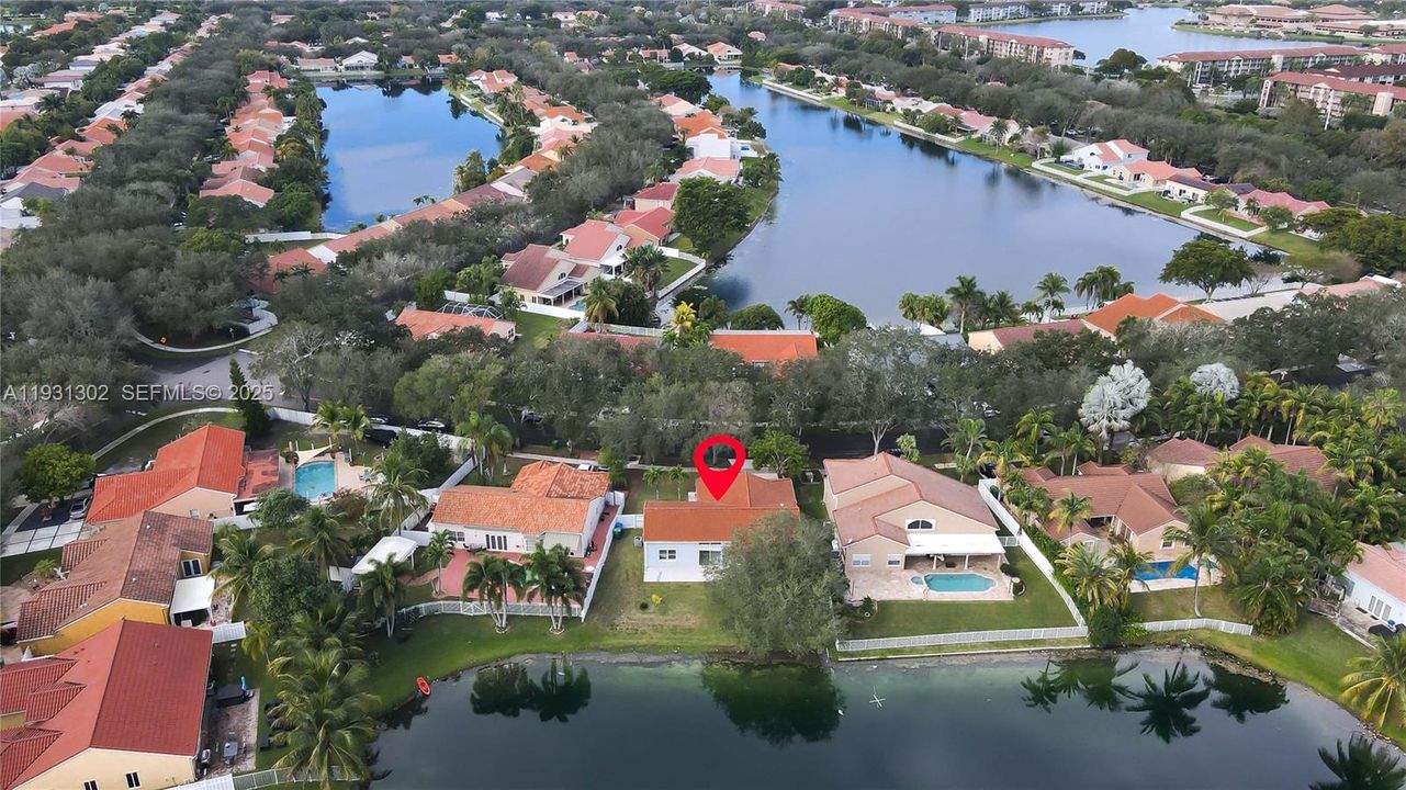 出租: $4,000 (4 贝兹, 2 浴室, 1794 平方英尺)