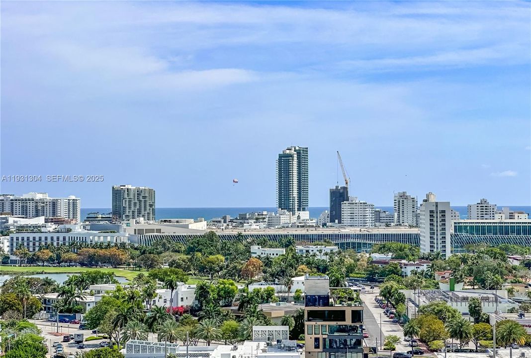 В аренду: $5,900 (2 спален, 2 ванн, 1060 Квадратных фут)