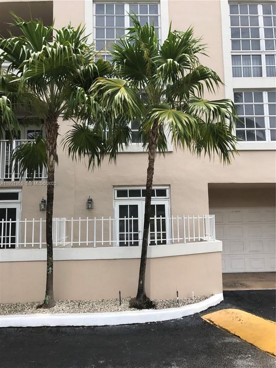 Front of Studio will walled Terrace