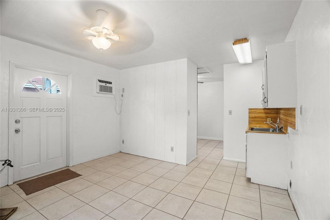 For Sale: $440,000 (3 beds, 2 baths, 1456 Square Feet)