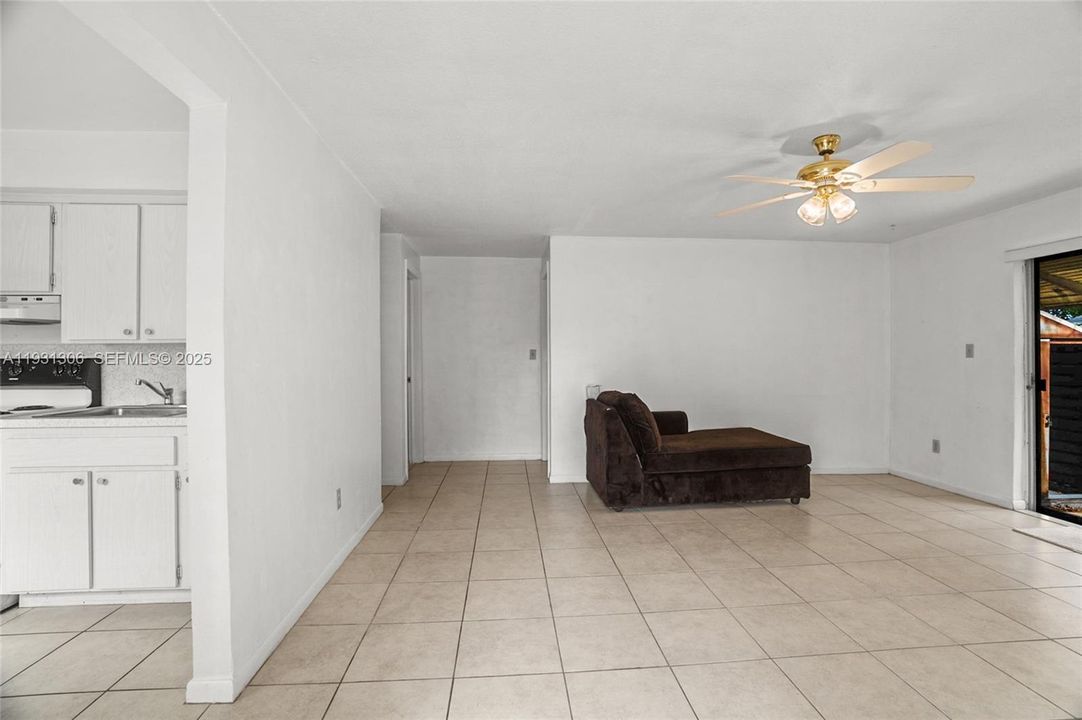 For Sale: $440,000 (3 beds, 2 baths, 1456 Square Feet)