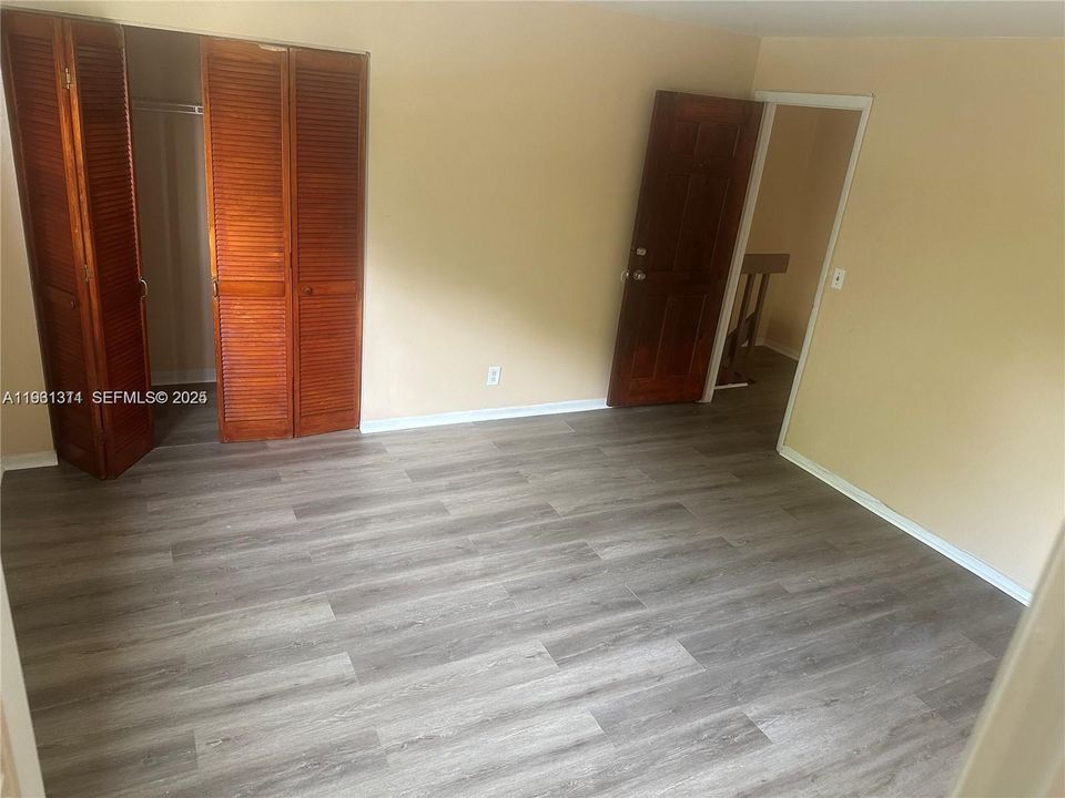 出租: $2,900 (3 贝兹, 2 浴室, 1607 平方英尺)