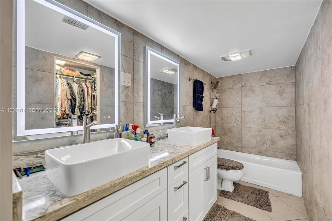 На продажу: $499,000 (2 спален, 2 ванн, 1521 Квадратных фут)