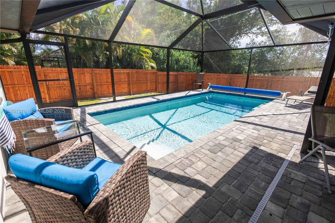 待售: $440,000 (3 贝兹, 2 浴室, 1426 平方英尺)