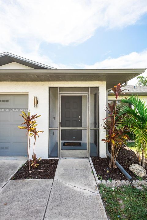 待售: $440,000 (3 贝兹, 2 浴室, 1426 平方英尺)