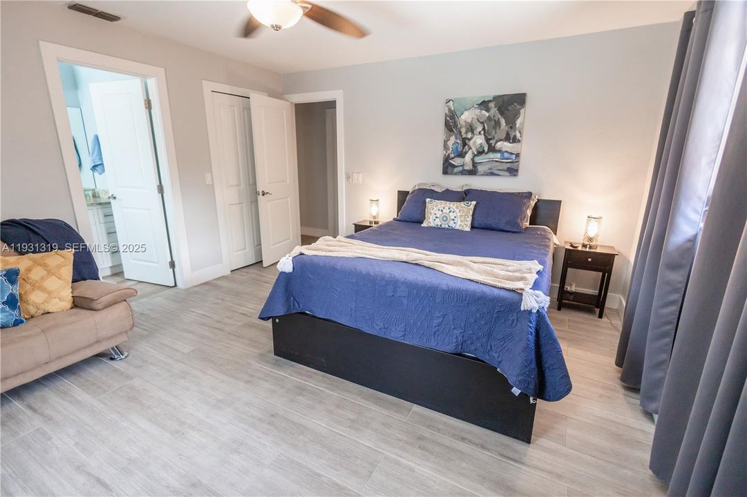 待售: $440,000 (3 贝兹, 2 浴室, 1426 平方英尺)