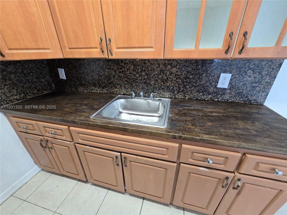 En Renta: $1,750 (3 camas, 2 baños, 892 Pies cuadrados)