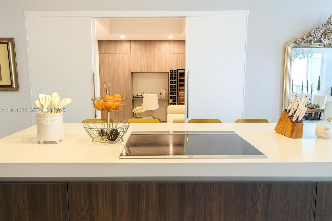 For Sale: $1,650,000 (3 beds, 4 baths, 2165 Square Feet)