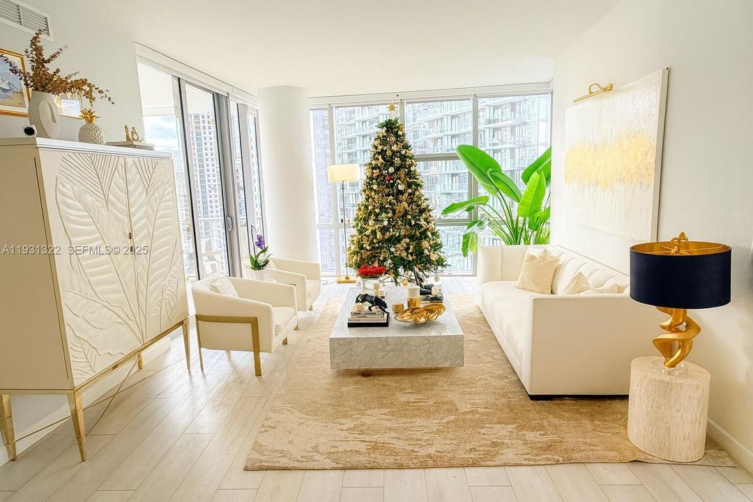 For Sale: $1,650,000 (3 beds, 4 baths, 2165 Square Feet)