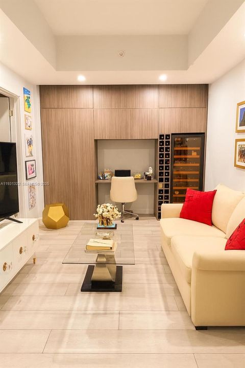 For Sale: $1,650,000 (3 beds, 4 baths, 2165 Square Feet)