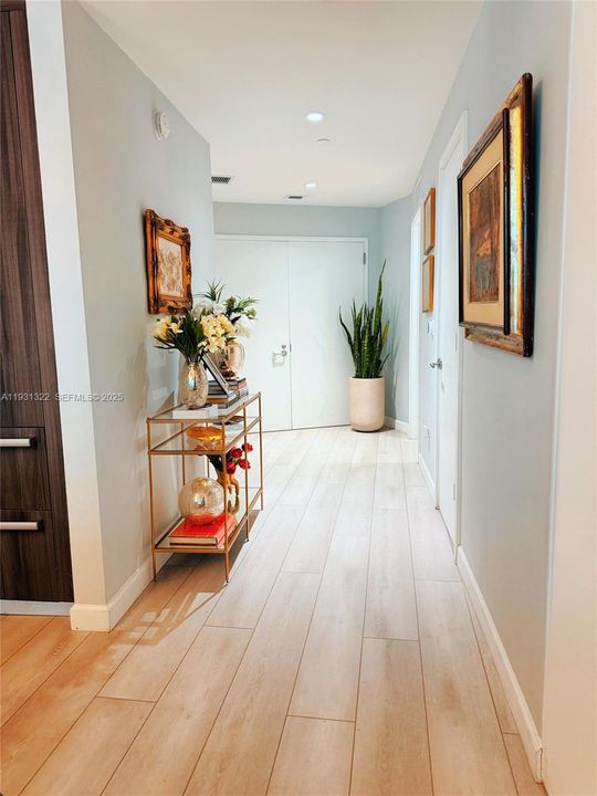 For Sale: $1,650,000 (3 beds, 4 baths, 2165 Square Feet)