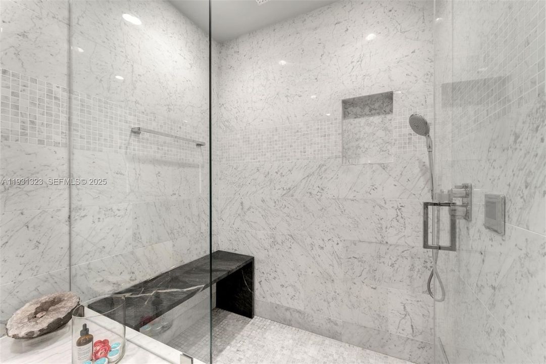 В аренду: $18,500 (3 спален, 3 ванн, 2211 Квадратных фут)