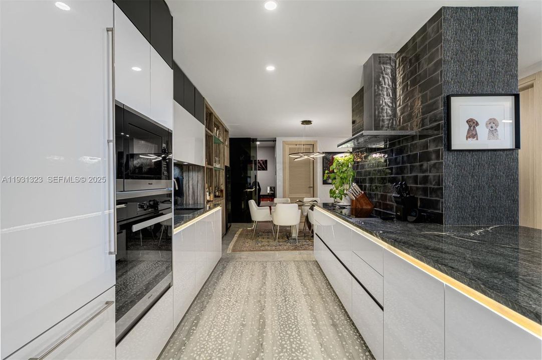 В аренду: $18,500 (3 спален, 3 ванн, 2211 Квадратных фут)