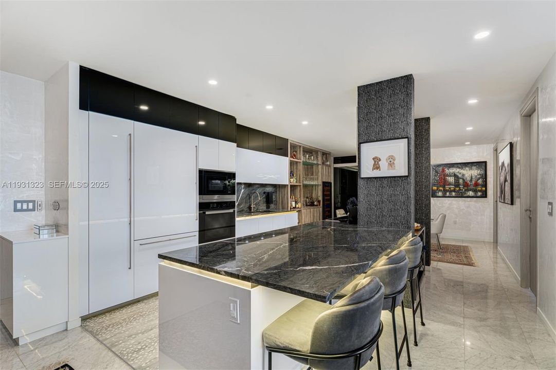 В аренду: $18,500 (3 спален, 3 ванн, 2211 Квадратных фут)