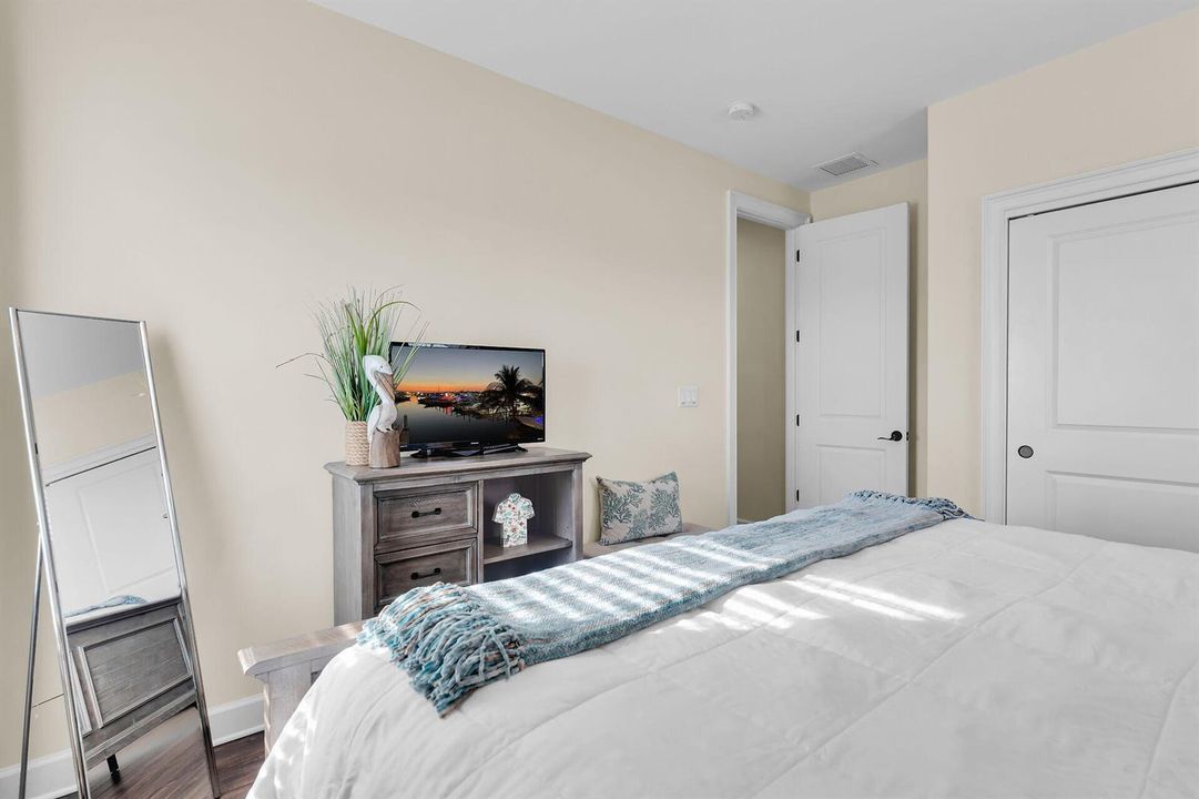 virtual-tour-360952-53