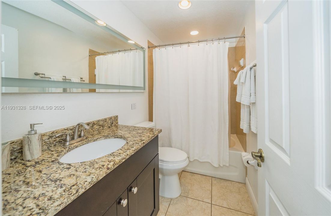 For Sale: $395,000 (4 beds, 2 baths, 1624 Square Feet)