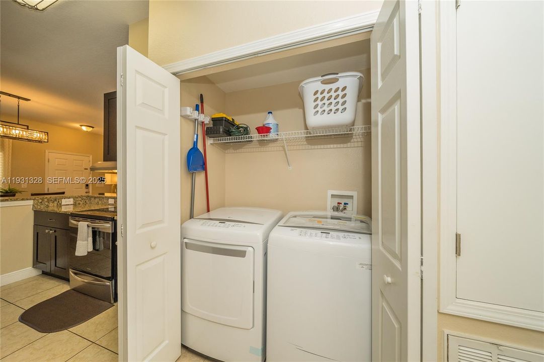 For Sale: $395,000 (4 beds, 2 baths, 1624 Square Feet)