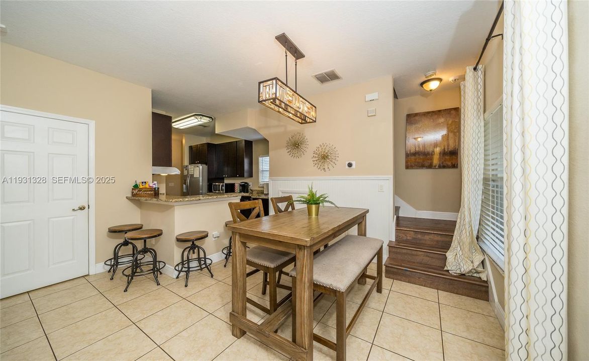 For Sale: $395,000 (4 beds, 2 baths, 1624 Square Feet)