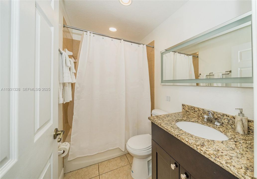 For Sale: $395,000 (4 beds, 2 baths, 1624 Square Feet)