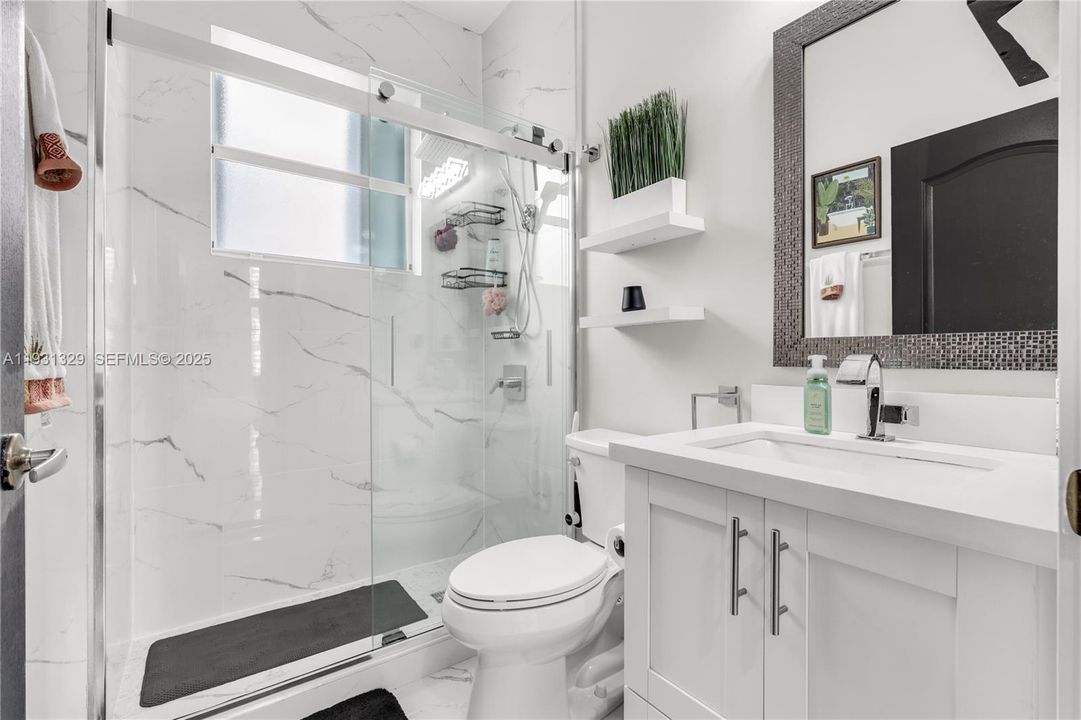 For Sale: $635,000 (5 beds, 3 baths, 2726 Square Feet)