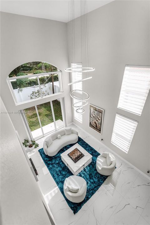 For Sale: $635,000 (5 beds, 3 baths, 2726 Square Feet)