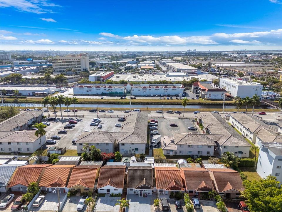 For Rent: $3,200 (3 beds, 2 baths, 1265 Square Feet)