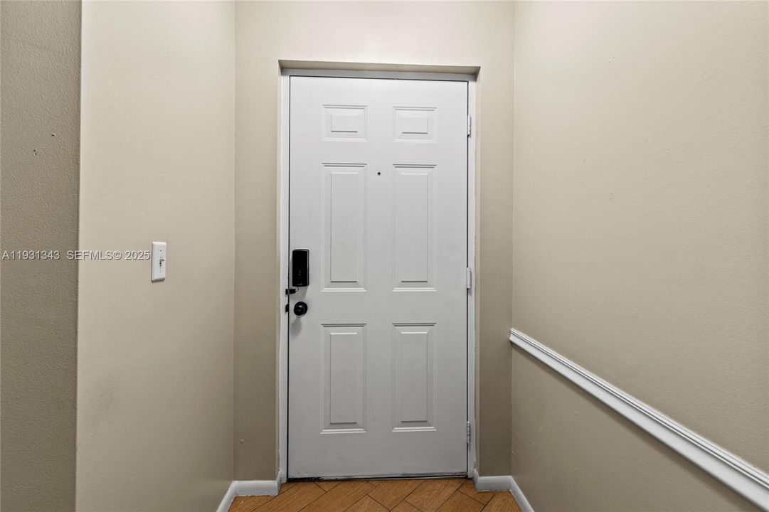 For Sale: $276,450 (3 beds, 2 baths, 1392 Square Feet)