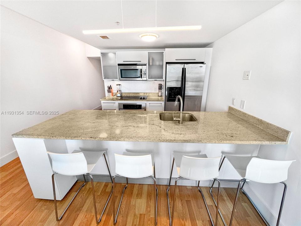 En Renta: $3,750 (2 camas, 2 baños, 1310 Pies cuadrados)