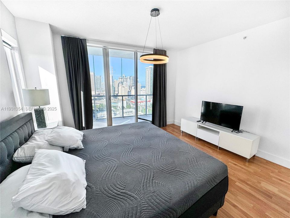 En Renta: $3,750 (2 camas, 2 baños, 1310 Pies cuadrados)