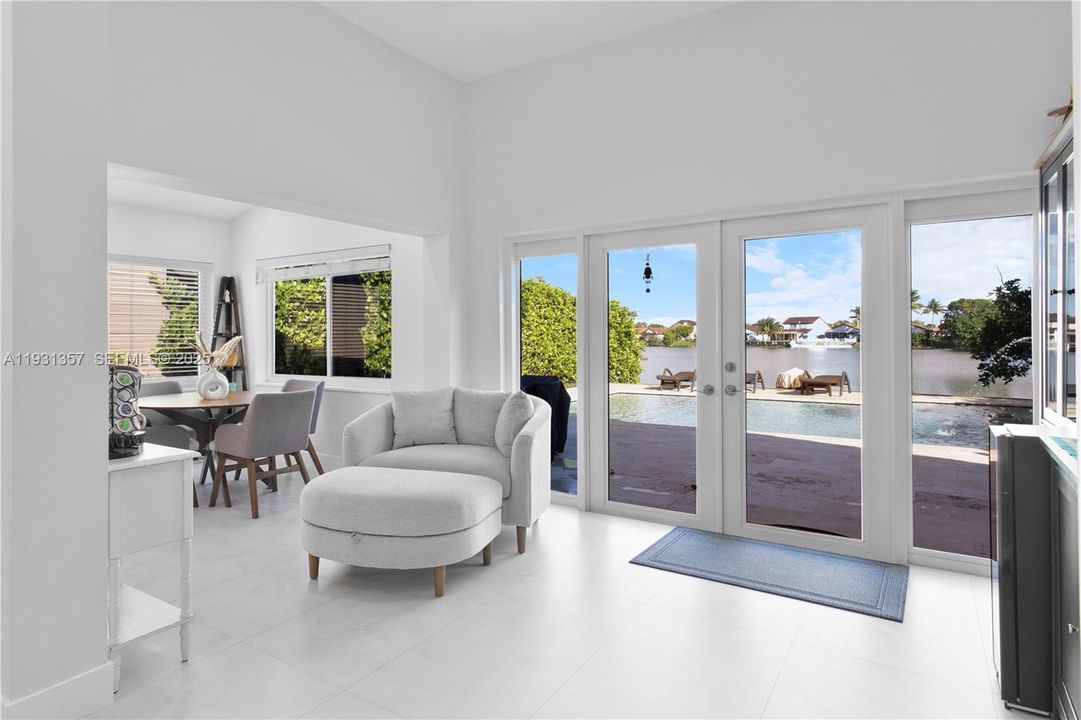 出租: $4,500 (3 贝兹, 2 浴室, 1692 平方英尺)