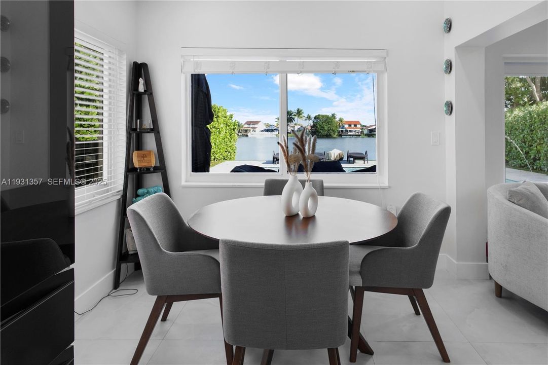 出租: $4,500 (3 贝兹, 2 浴室, 1692 平方英尺)