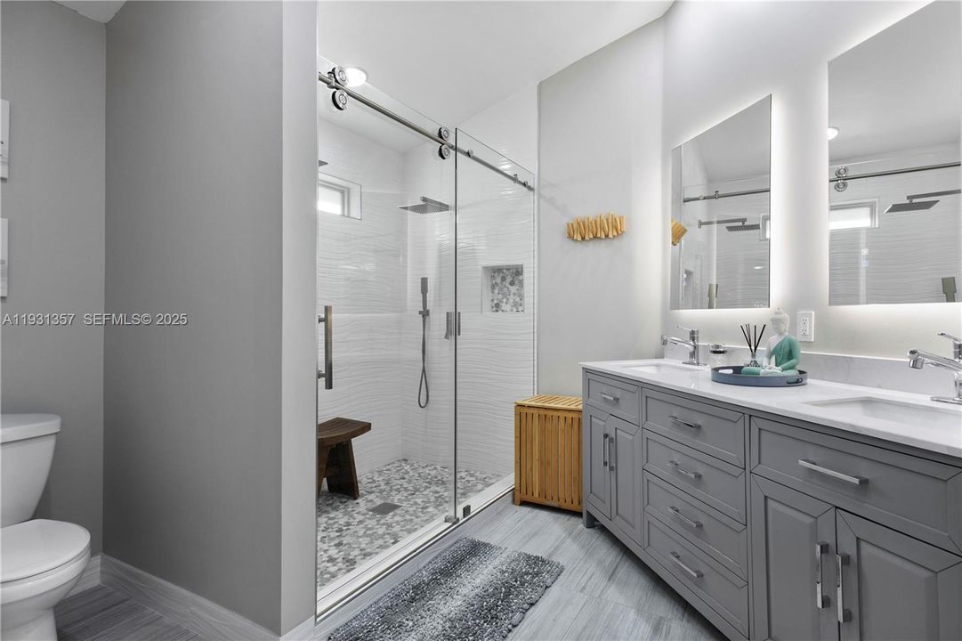 出租: $4,500 (3 贝兹, 2 浴室, 1692 平方英尺)