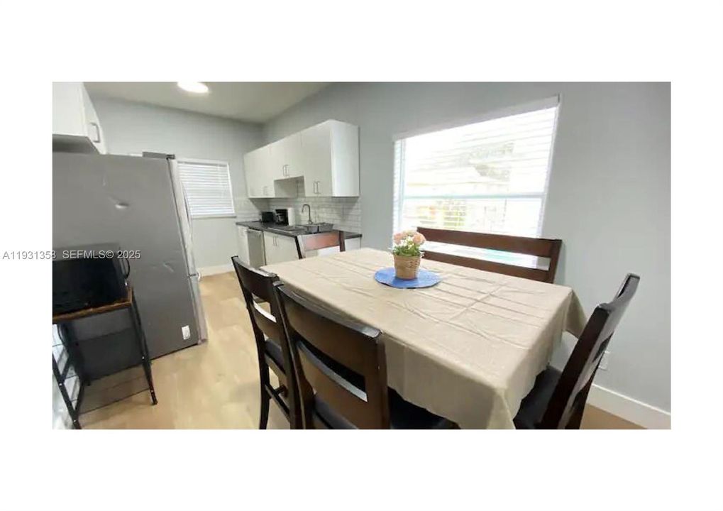 For Rent: $3,175 (4 beds, 2 baths, 1500 Square Feet)