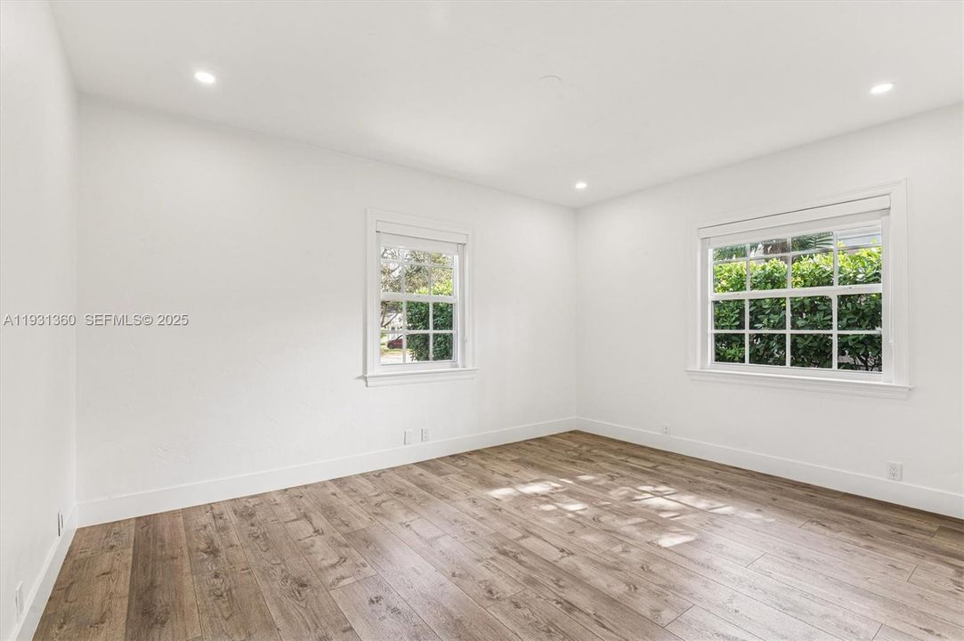 For Rent: $6,500 (3 beds, 3 baths, 3289 Square Feet)