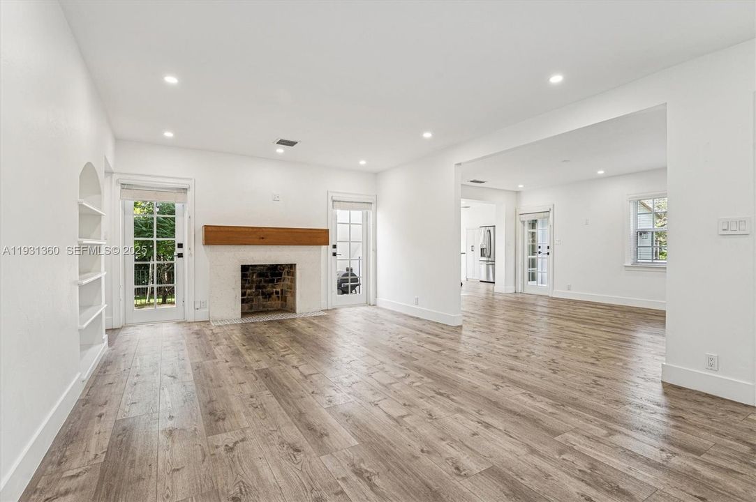 For Rent: $6,500 (3 beds, 3 baths, 3289 Square Feet)