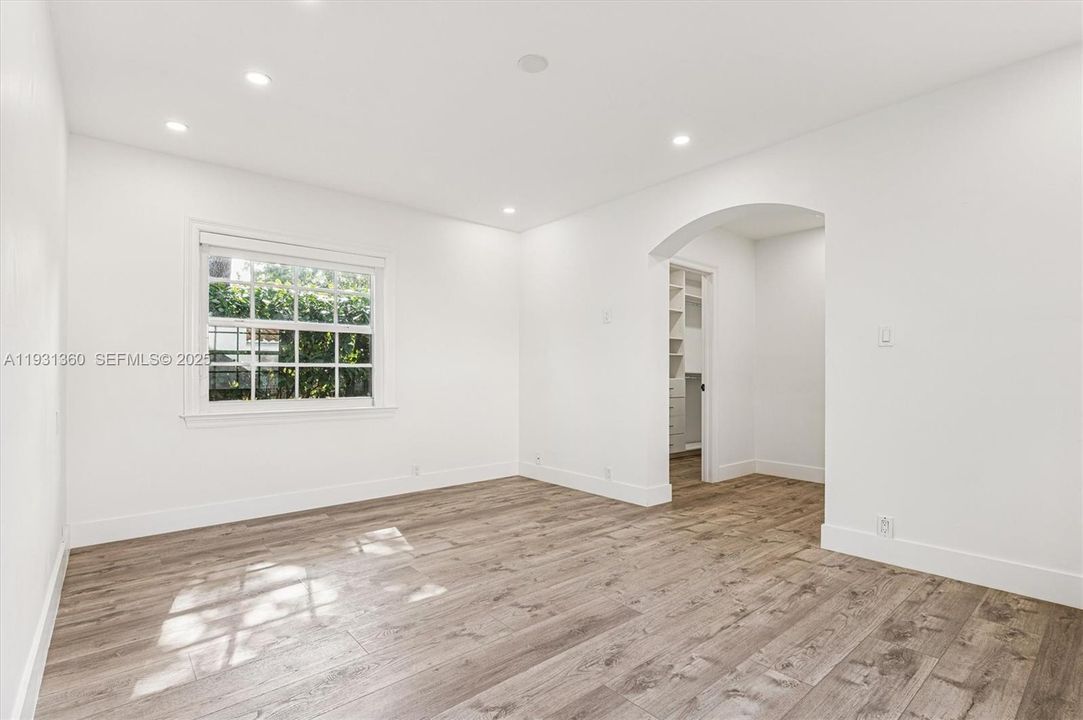 For Rent: $6,500 (3 beds, 3 baths, 3289 Square Feet)