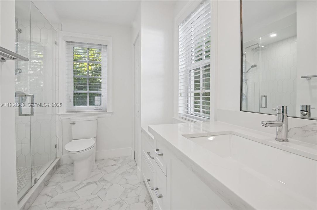 For Rent: $6,500 (3 beds, 3 baths, 3289 Square Feet)