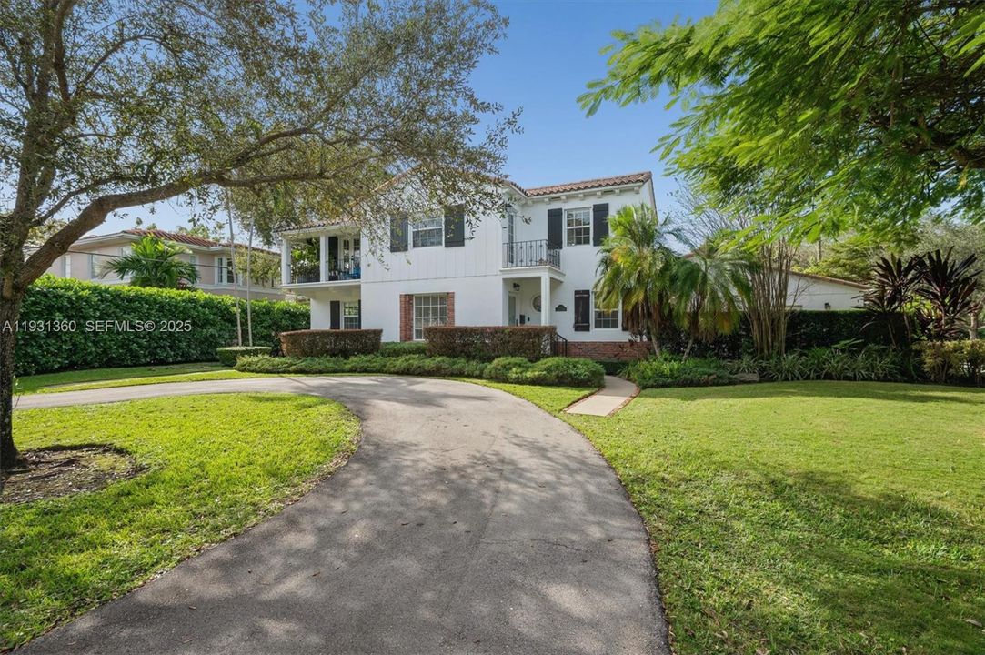 For Rent: $6,500 (3 beds, 3 baths, 3289 Square Feet)