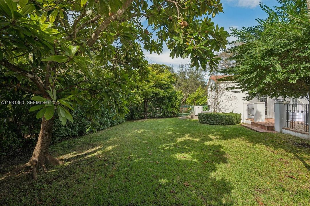 For Rent: $6,500 (3 beds, 3 baths, 3289 Square Feet)