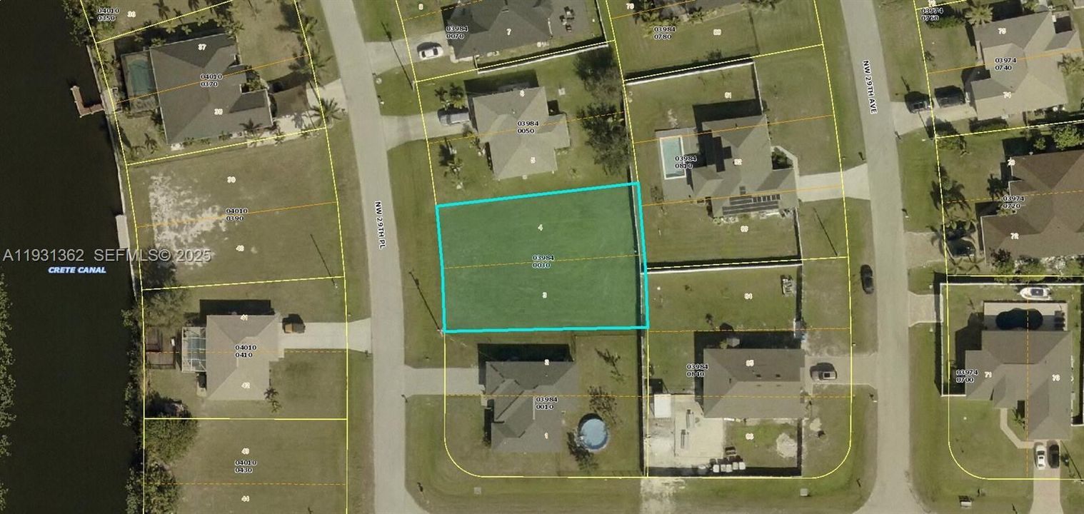 待售: $40,000 (0.24 acres)