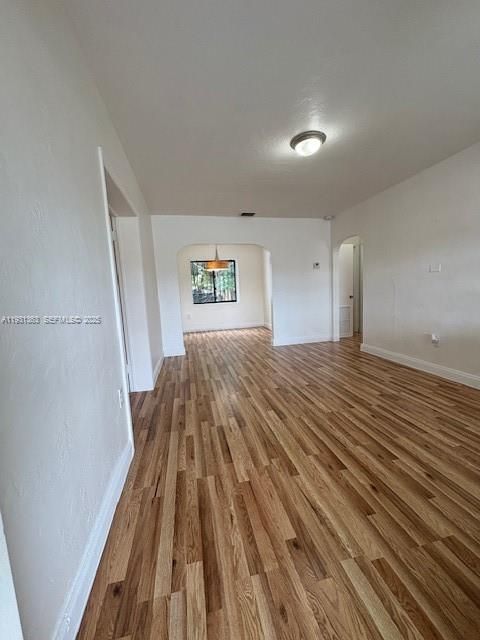 En Venta: $410,000 (3 camas, 1 baños, 1167 Pies cuadrados)