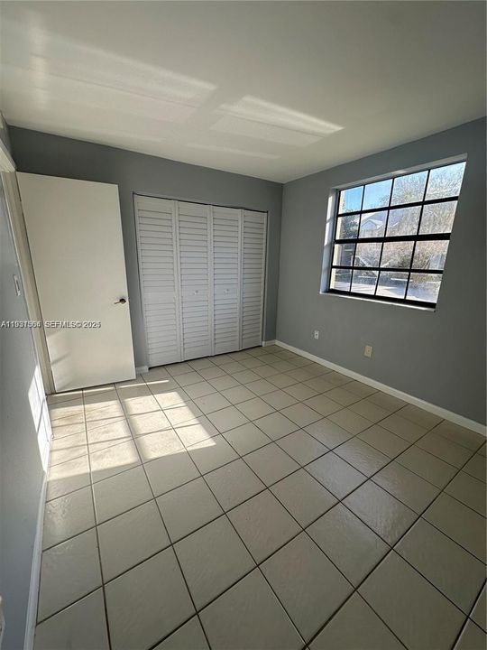 For Rent: $2,700 (3 beds, 2 baths, 1195 Square Feet)