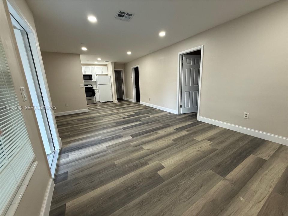 En Renta: $2,100 (3 camas, 2 baños, 840 Pies cuadrados)