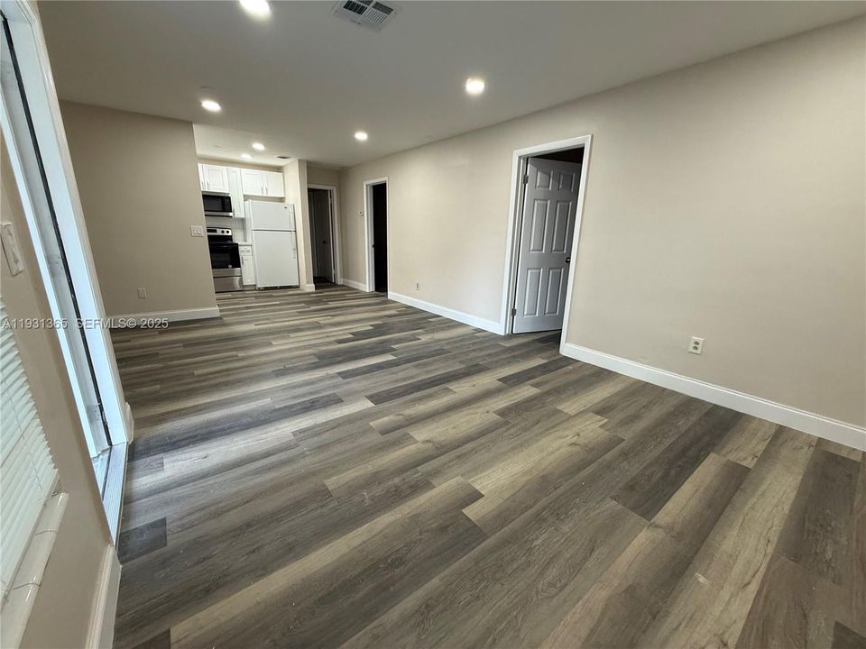 En Renta: $2,100 (3 camas, 2 baños, 840 Pies cuadrados)