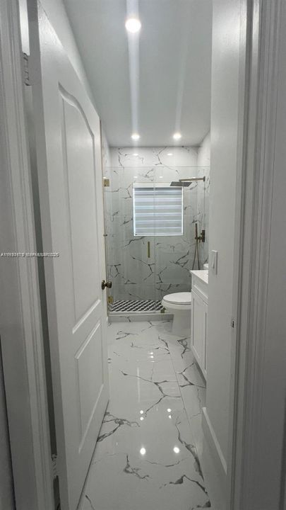 For Rent: $3,450 (4 beds, 2 baths, 2416 Square Feet)